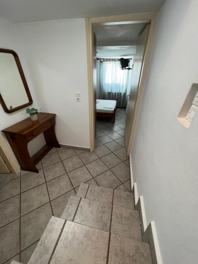 Athina Rooms Karvounades المظهر الخارجي الصورة