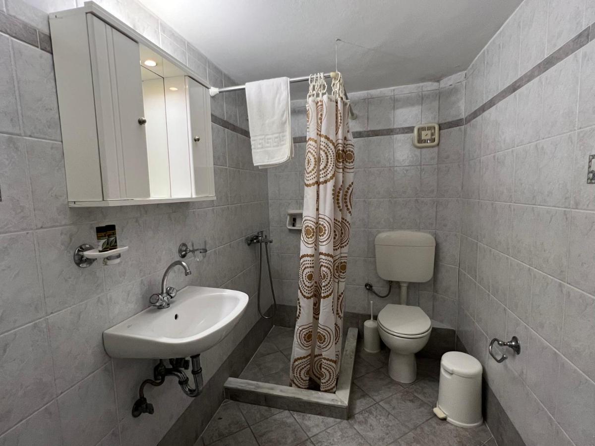 Athina Rooms Karvounades المظهر الخارجي الصورة